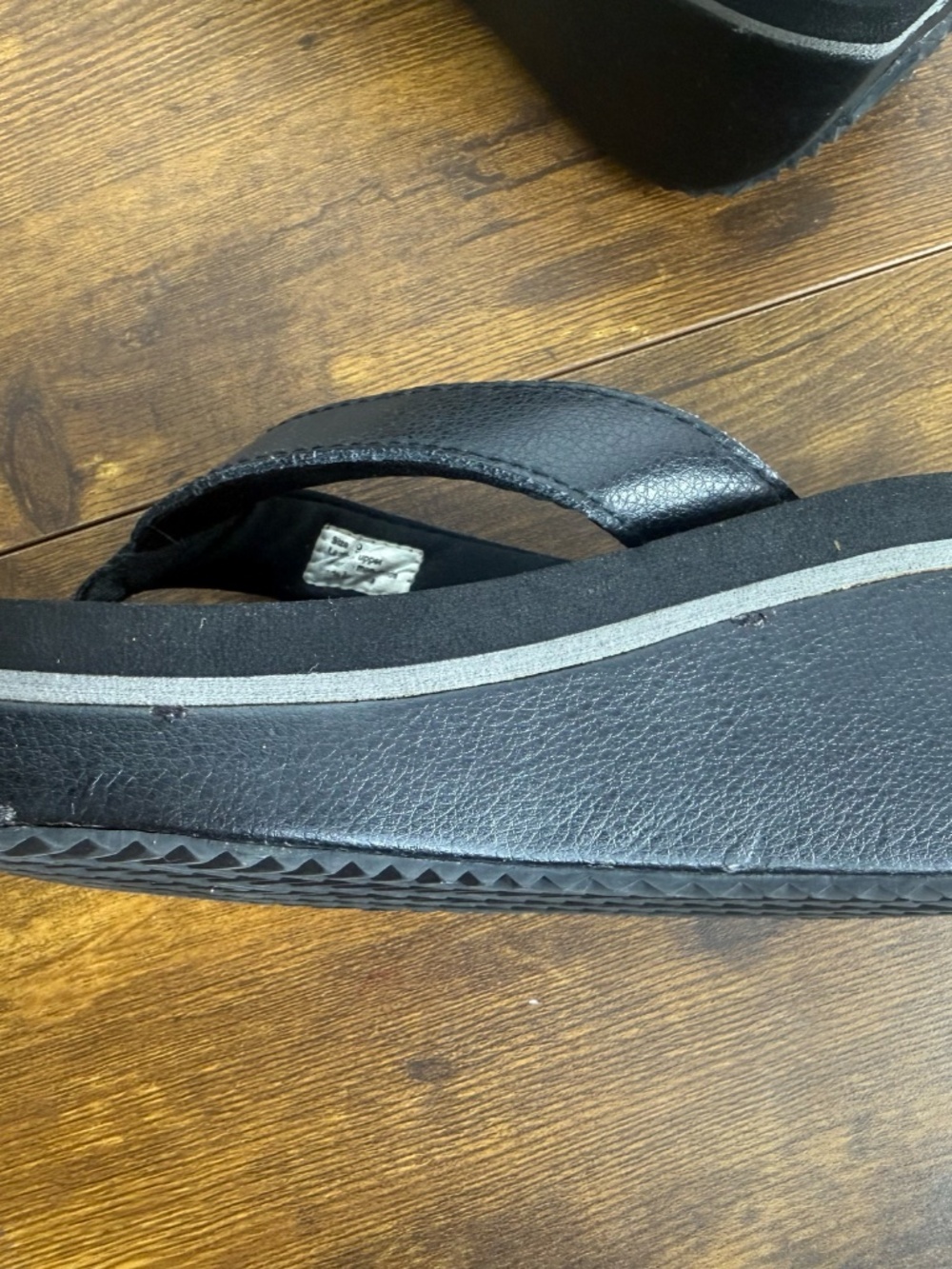 Volatile Women's Frappachino wedge flip-flops (Size 9) - Picture 6 of 9